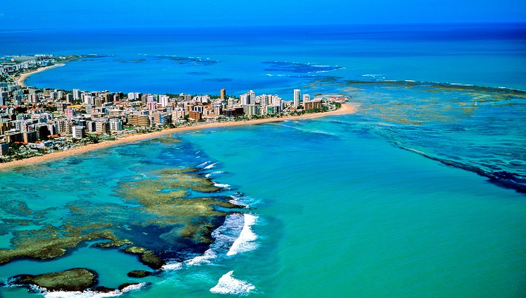 Imagem aérea das praias de Maceió, Alagoas | Reprodução